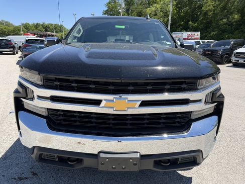 Used 2019 Chevrolet Silverado 1500 LT w/ All-Star Edition AWD/4WD image 2