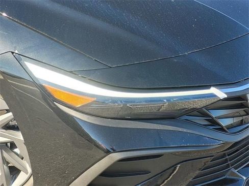 New 2026 Hyundai Elantra Blue image 10