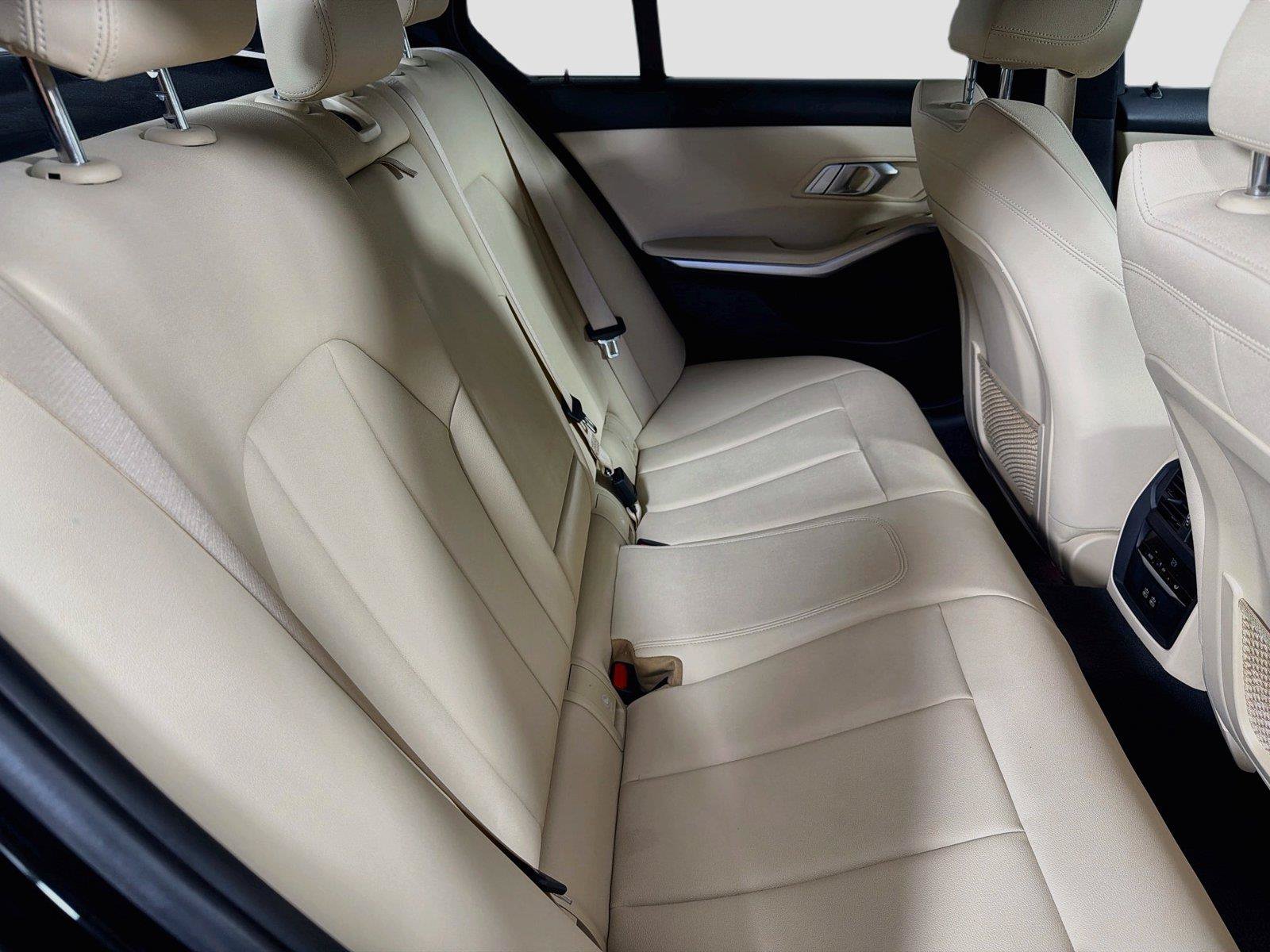 Used 2021 BMW 330i Sedan w/ Driving Assistance Package RWD image 28