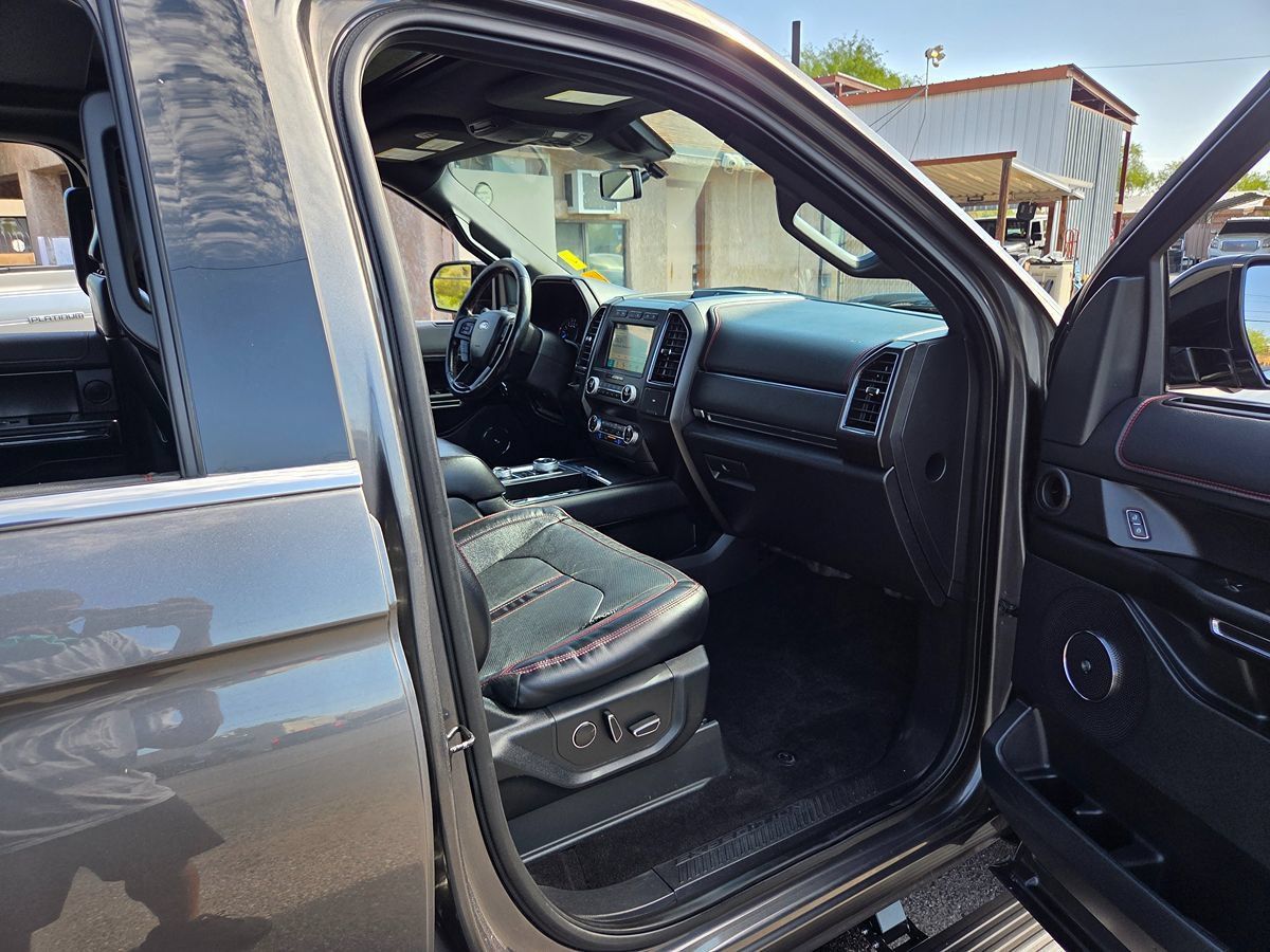 Used 2019 Ford Expedition Limited w/ Equipment Group 303A AWD/4WD image 56