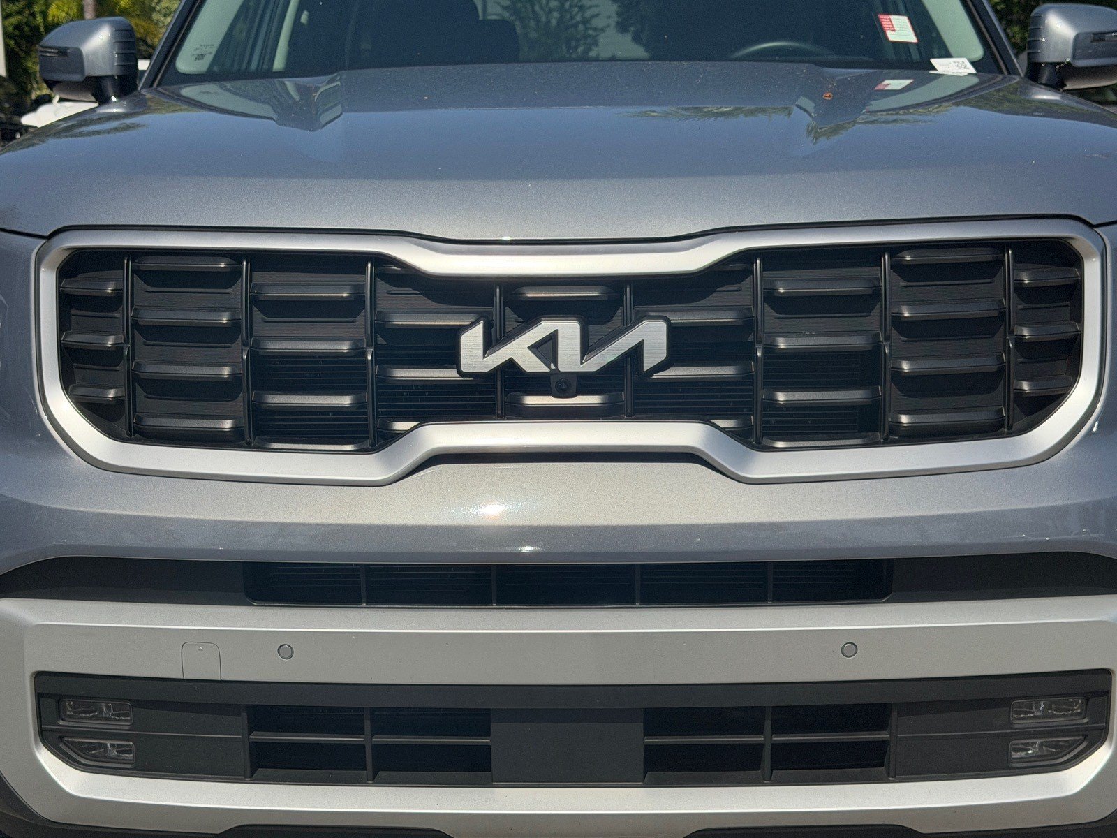 Used 2025 Kia Telluride SX w/ SX Captain's Chair Package FWD image 10