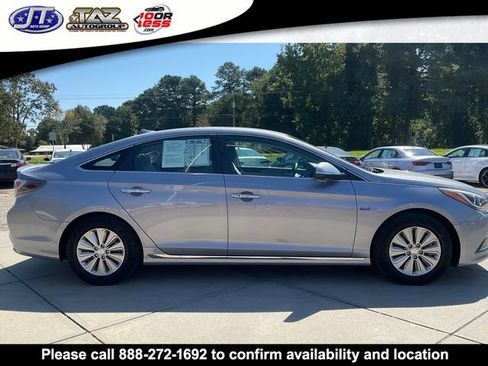 Used 2016 Hyundai Sonata SE image 8