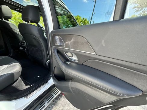 Used 2022 Mercedes-Benz GLE 350 4MATIC w/ Premium Package image 47