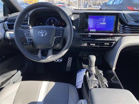 New 2026 Toyota Camry SE image 8