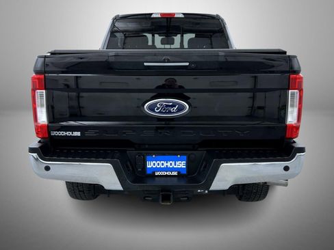 Used 2019 Ford F250 Lariat w/ Lariat Ultimate Package image 6