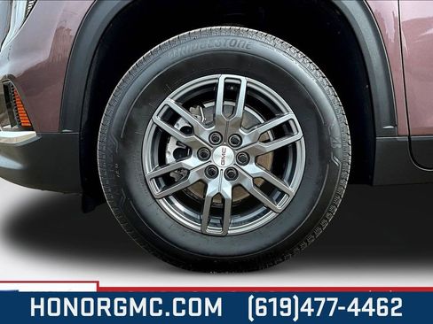 Used 2025 GMC Acadia Elevation image 33