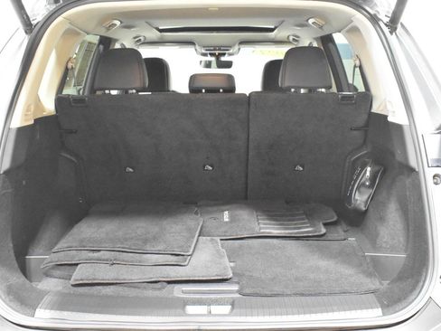 Used 2023 Nissan Rogue SL w/ SL Premium Package image 26