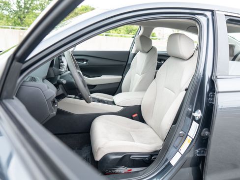 Used 2025 Honda Accord LX image 16