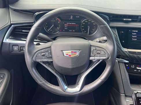 Used 2023 Cadillac XT6 Premium Luxury AWD/4WD image 12