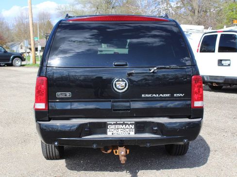 Used 2006 Cadillac Escalade ESV AWD image 6