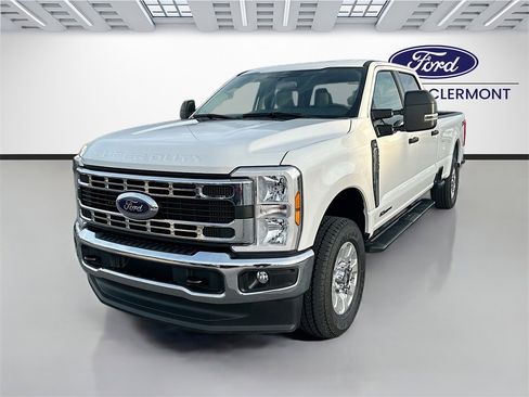 Used 2024 Ford F250 XLT image 3