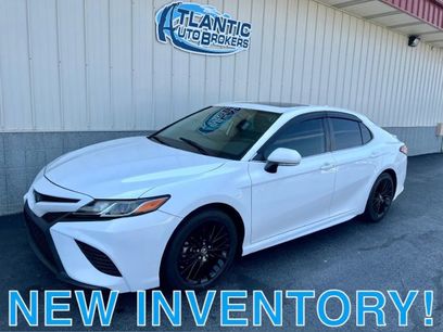 Used 2019 Toyota Camry SE w/ Convenience Package