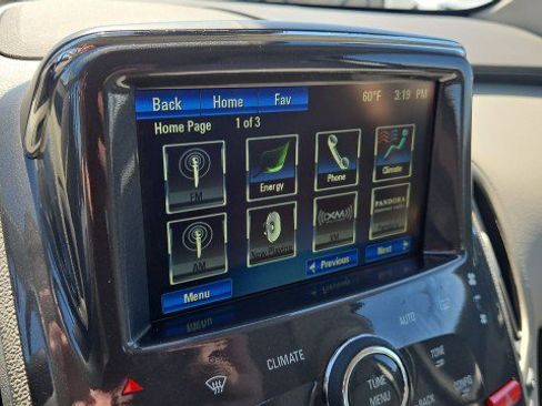 Used 2015 Chevrolet Volt FWD image 13