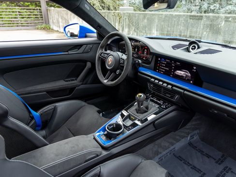 Used 2026 Porsche 911 GT3 RWD image 53