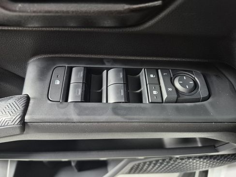 New 2026 Toyota Tacoma SR5 image 20