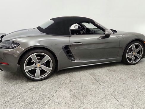 Used 2022 Porsche 718 Boxster RWD image 43