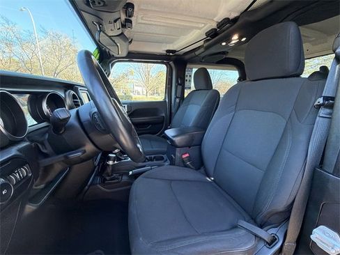 Used 2020 Jeep Wrangler Sport image 11