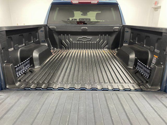 Used 2024 Chevrolet Silverado 1500 LT AWD/4WD image 24
