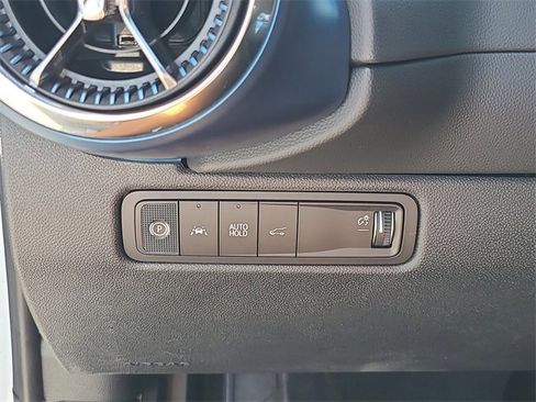 New 2026 Chevrolet Equinox EV LT image 25