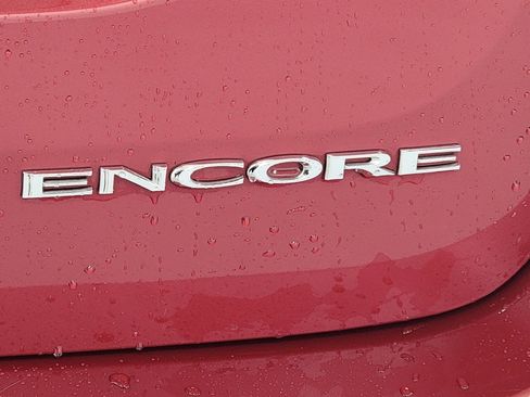 Used 2018 Buick Encore Preferred FWD image 10