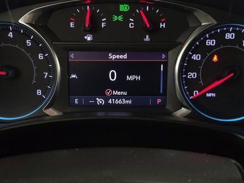Used 2022 Chevrolet Equinox RS w/ RS Leather Package AWD/4WD image 12
