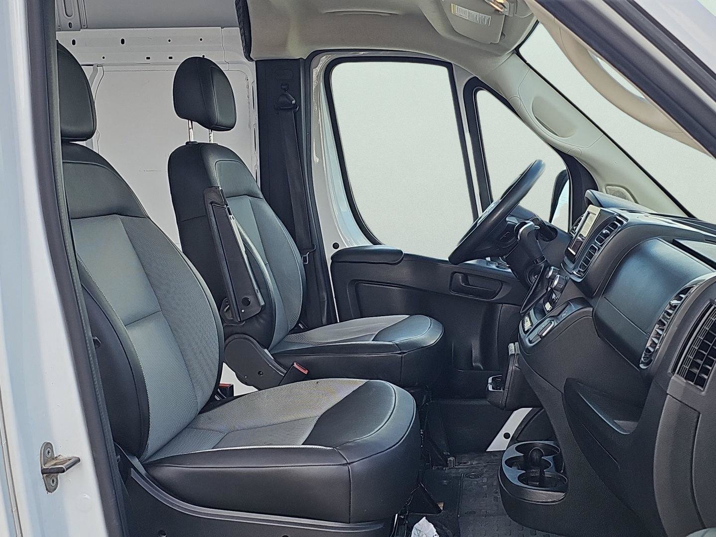 Used 2025 RAM ProMaster 2500 w/ Convenience Group FWD image 30