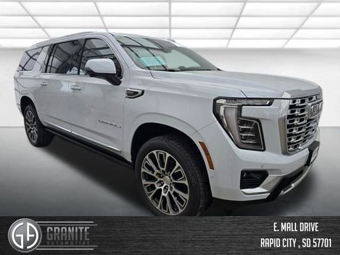 New 2026 GMC Yukon XL Denali w/ Sun & Power Step Package AWD/4WD image 7