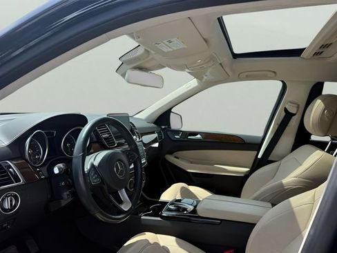 Used 2018 Mercedes-Benz GLS 550 4MATIC image 9