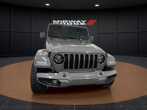 Used 2022 Jeep Gladiator Overland AWD/4WD image 5