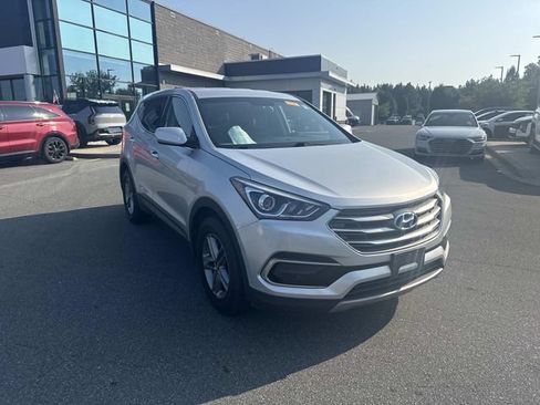 Used 2017 Hyundai Santa Fe Sport AWD/4WD image 3