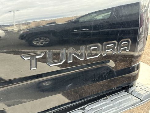 Used 2015 Toyota Tundra SR5 image 9