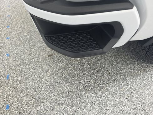 Used 2025 GMC Sierra 1500 AT4 w/ AT4 Premium Package image 16