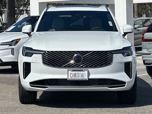 New 2026 Volvo XC90 T8 Plus image 3