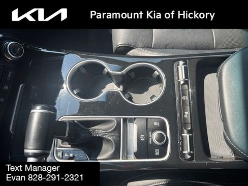 Used 2018 Kia Stinger Premium RWD image 7