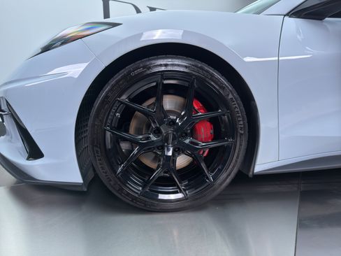 Used 2022 Chevrolet Corvette Stingray Preferred Conv w/ Z51 Performance Package RWD image 21
