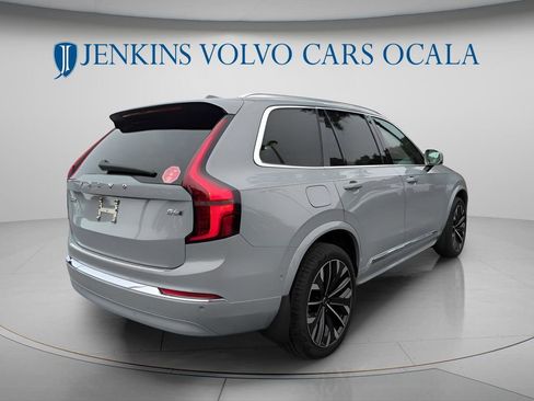 New 2026 Volvo XC90 B6 Plus w/ Protection Package Premier AWD/4WD image 4