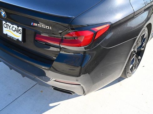 Used 2022 BMW M550i xDrive w/ Premium Package image 12