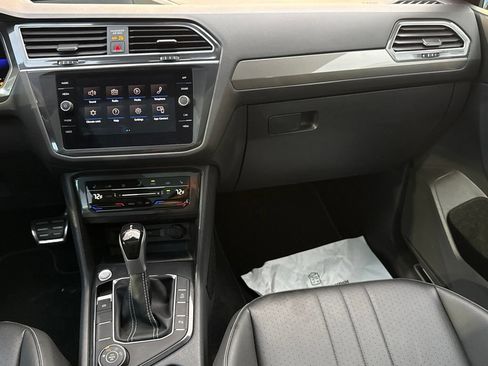 Used 2023 Volkswagen Tiguan SE R-Line AWD/4WD image 24