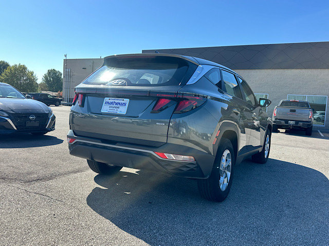 Used 2023 Hyundai Tucson SE AWD/4WD image 6