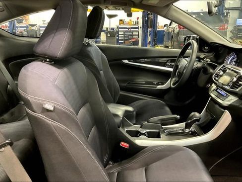 Used 2015 Honda Accord EX image 7