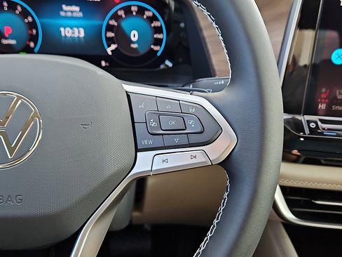 New 2026 Volkswagen Atlas SE image 19