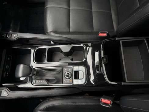 Used 2024 Kia Telluride EX image 38