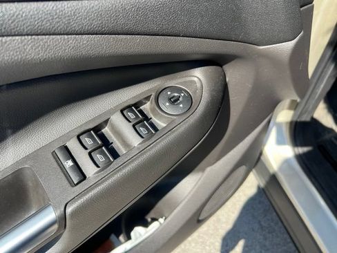 Used 2018 Ford Escape SEL AWD/4WD image 20