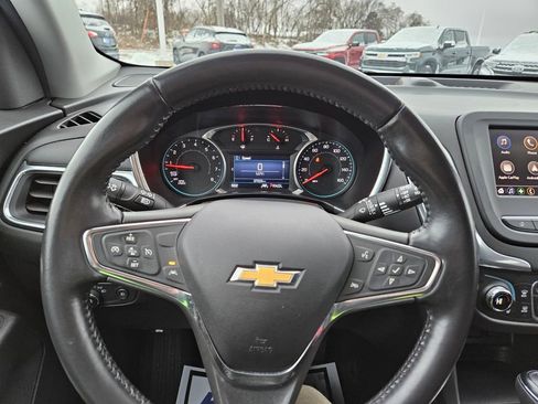 Used 2021 Chevrolet Equinox LT image 12