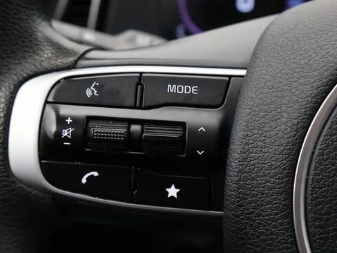 Used 2024 Kia Sportage LX FWD image 24