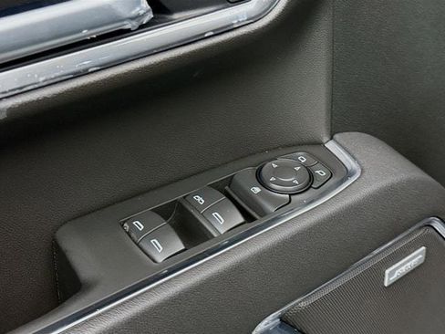 Used 2025 Chevrolet Silverado 1500 LT Trail Boss w/ Convenience Package II image 20