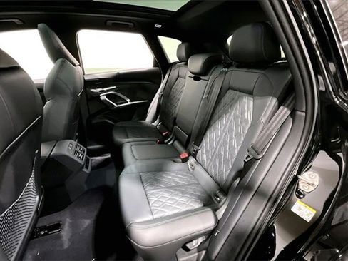 New 2025 Audi SQ5 Premium Plus image 10