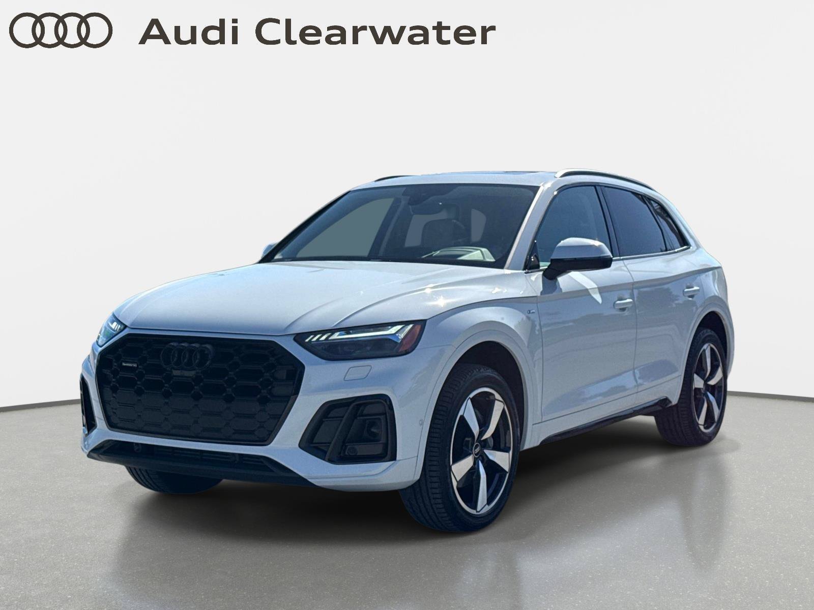 Certified 2023 Audi Q5 2.0T Prestige AWD/4WD image 1