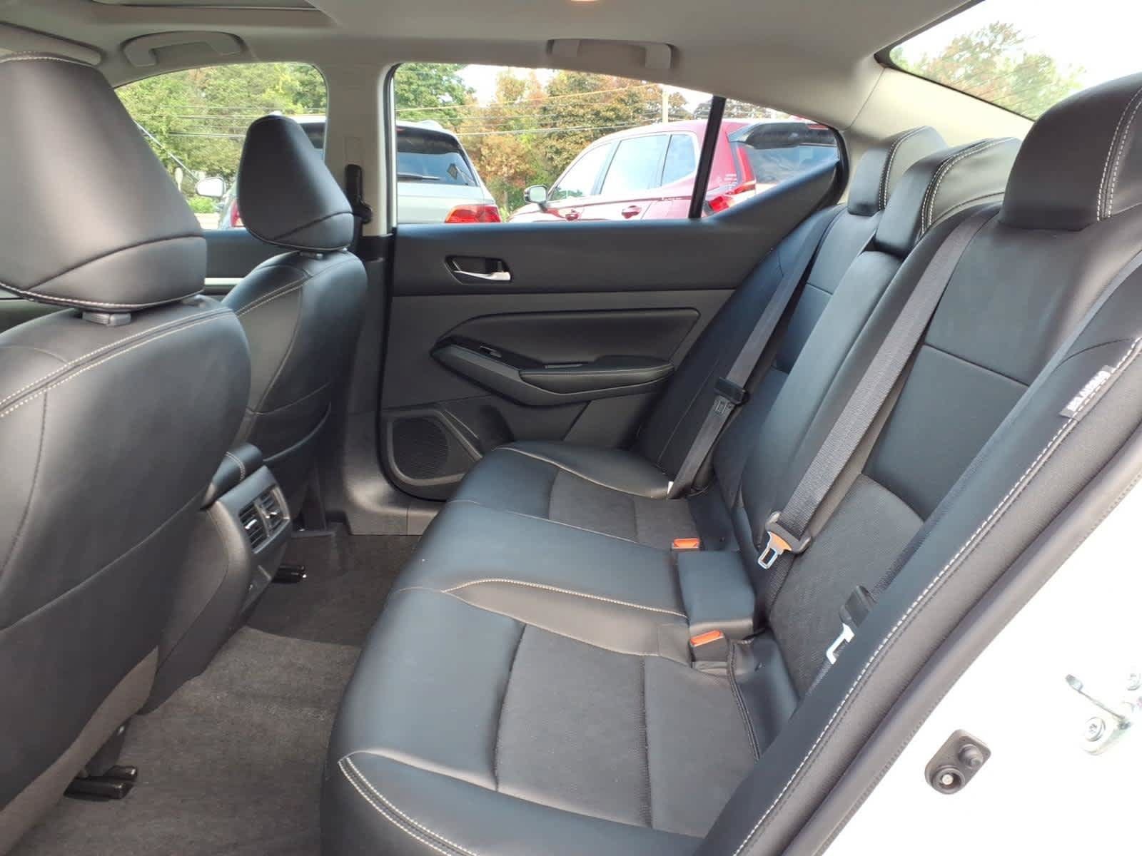 Used 2024 Nissan Altima 2.5 SL AWD/4WD image 13
