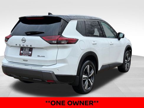 Certified 2025 Nissan Rogue SL w/ SL Premium Package image 7
